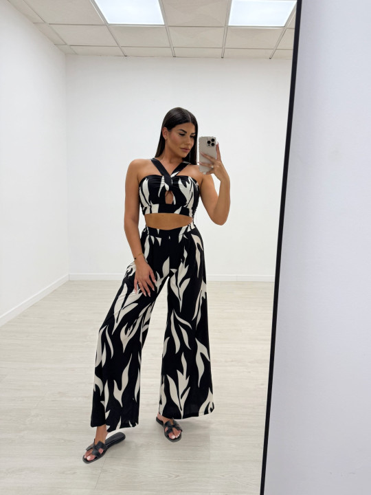 CONJUNTO ESTAMPADO BN