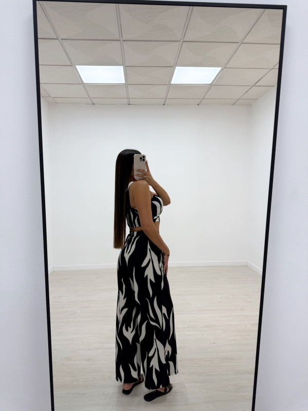 CONJUNTO ESTAMPADO BN