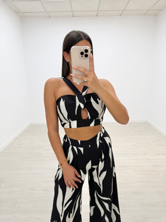 CONJUNTO ESTAMPADO BN