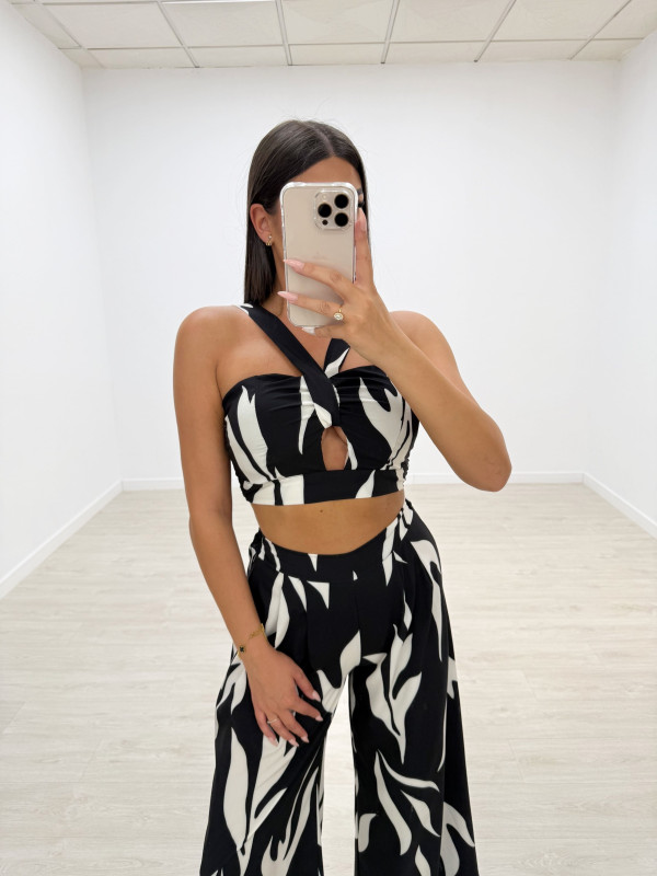 CONJUNTO ESTAMPADO BN