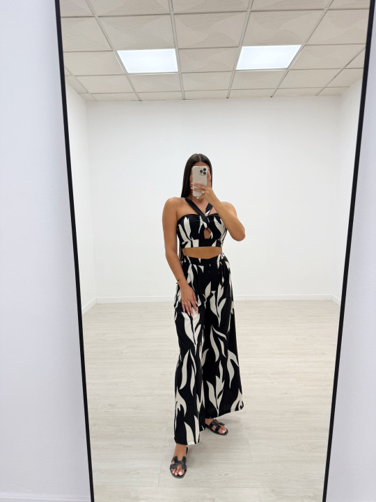 CONJUNTO ESTAMPADO BN