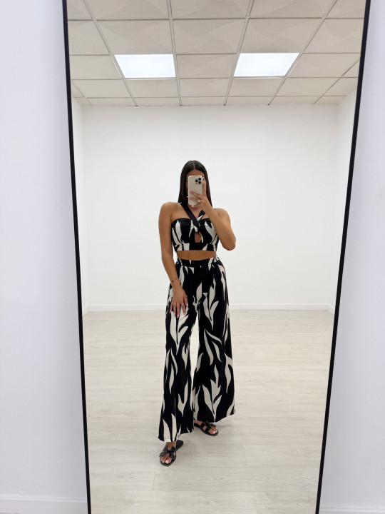 CONJUNTO ESTAMPADO BN