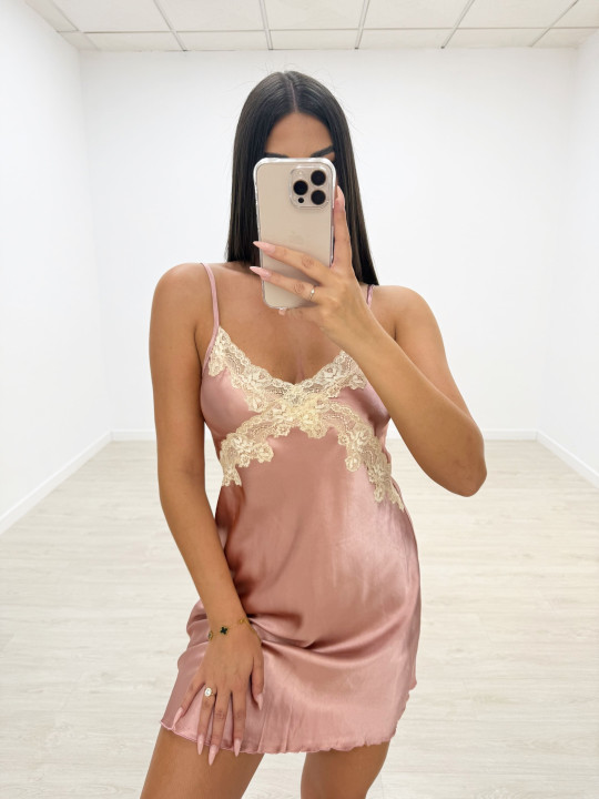 CONJUNTO BATA Y CAMISÓN SEDA ROSA