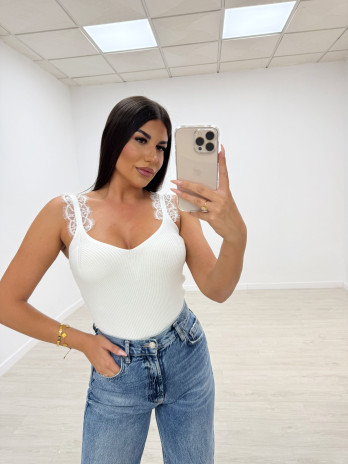 TOP PUNTO DETALLE ENCAJE BLANCO