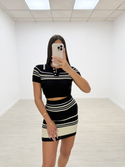 CONJUNTO PUNTO MINI RAYAS NEGRO