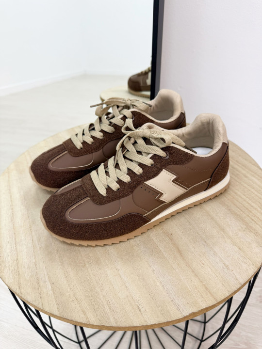 ZAPATILLA COMBINADA MARRÓN-BEIGE ZAPATILLA COMBINADA MARRÓN-BEIGE