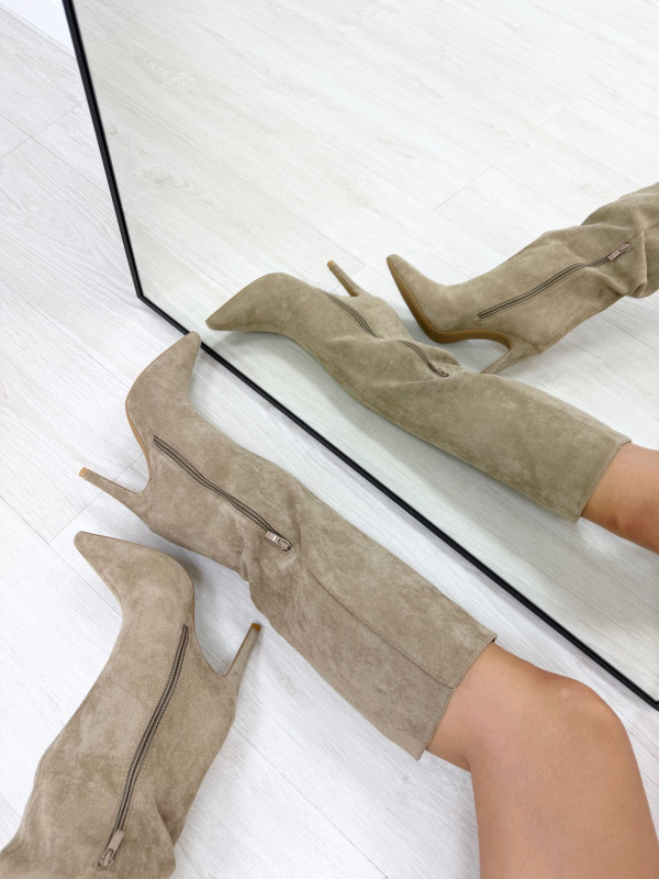 BOTAS TACÓN ANTE BEIGE