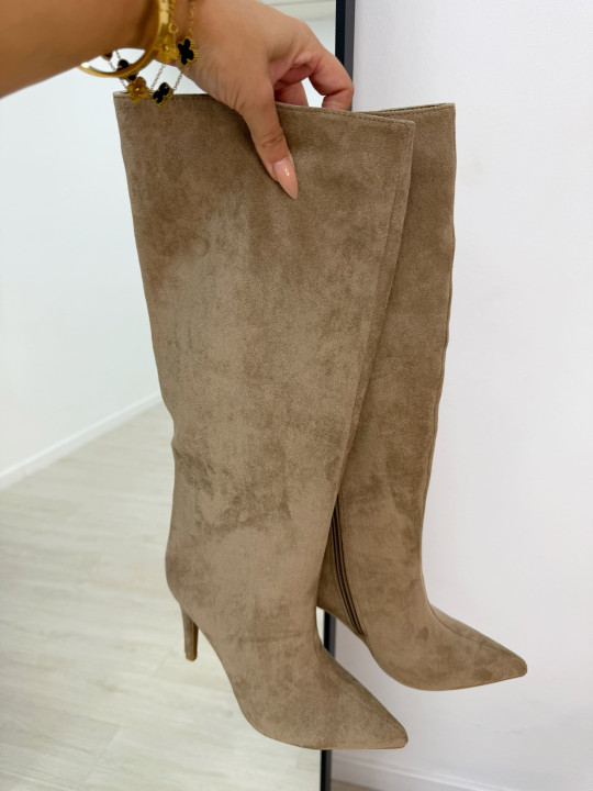 BOTAS TACÓN ANTE BEIGE BOTAS TACÓN ANTE BEIGE