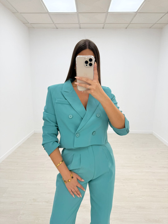 TRAJE CROP TURQUESA