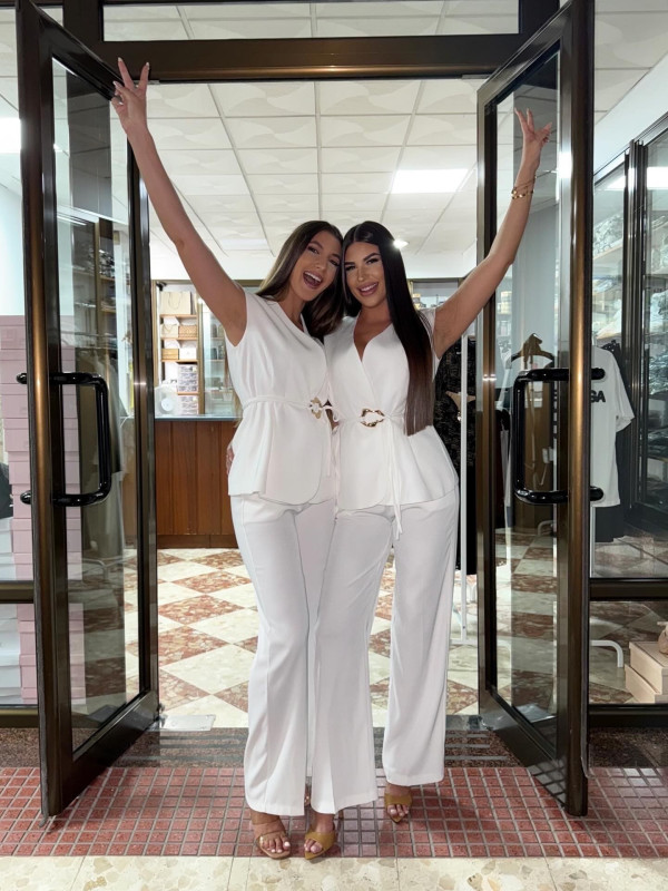 TRAJE HEBILLA EXCLUSIVO BLANCO
