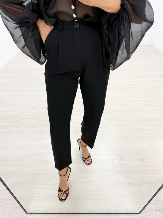 PANTALÓN EXCLUSIVO DE VESTIR SLOUCHY NEGRO PANTALÓN EXCLUSIVO DE VESTIR SLOUCHY NEGRO