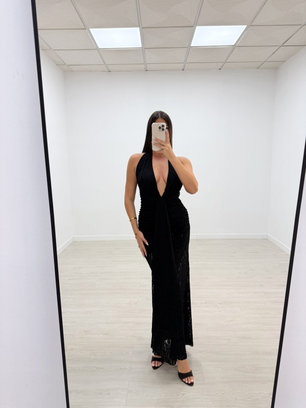 VESTIDO HALTER ENCAJE LARGO NEGRO