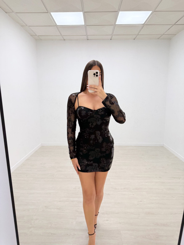 VESTIDO FLOR LENTEJUELAS MANGUITOS NEGRO