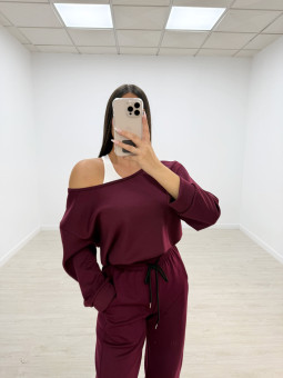 SUDADERA + TOP BURDEOS