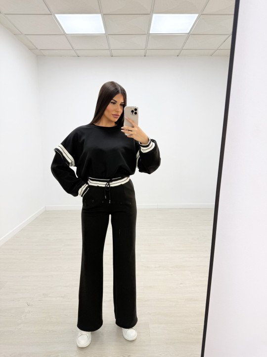 CONJUNTO CHÁNDAL NOON NEGRO