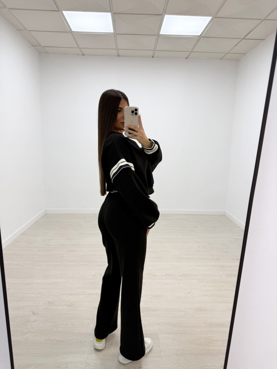 CONJUNTO CHÁNDAL NOON NEGRO