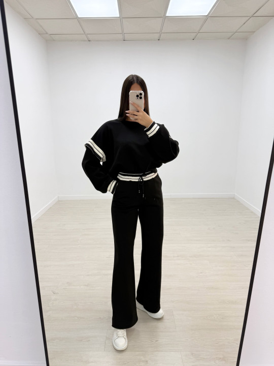 CONJUNTO CHÁNDAL NOON NEGRO