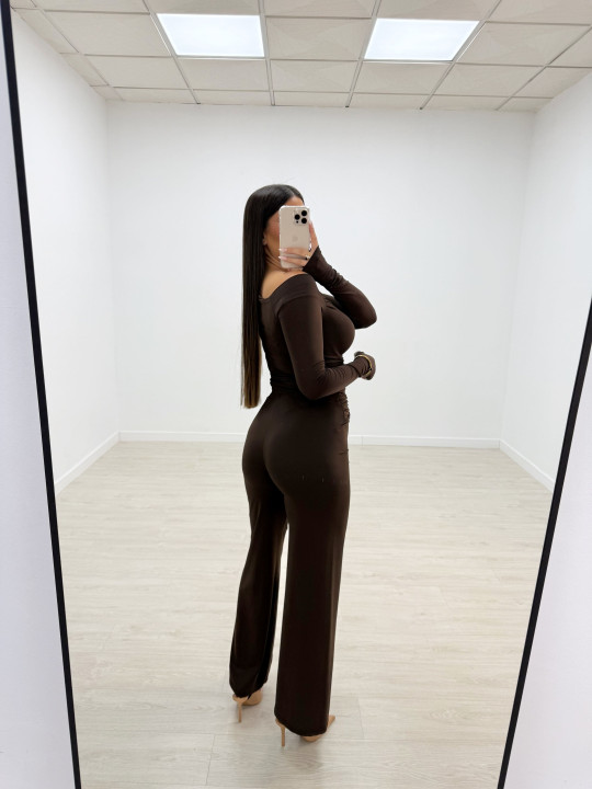 PANTALÓN LICRA FLUIDO DETALLE MARRÓN