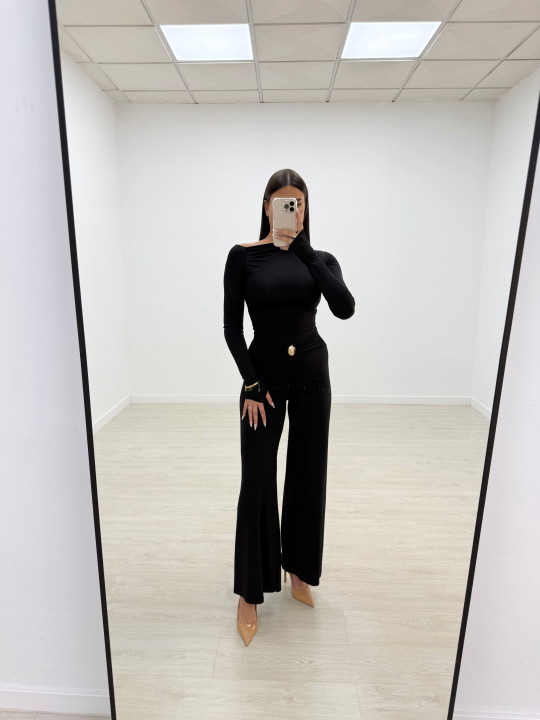 PANTALÓN LICRA FLUIDO DETALLE NEGRO