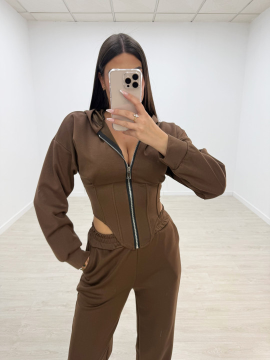 CONJUNTO CHÁNDAL CORSÉ MARRÓN