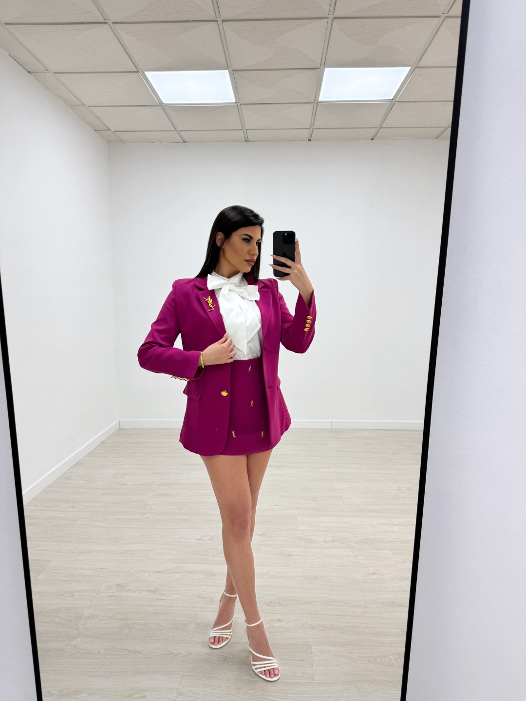 TRAJE FALDA YSL ROSA