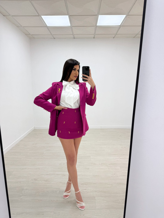 TRAJE FALDA YSL ROSA