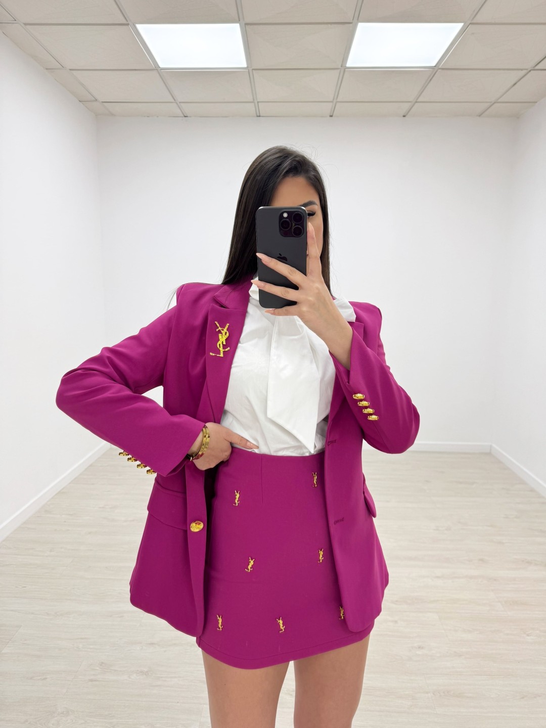 TRAJE FALDA YSL ROSA