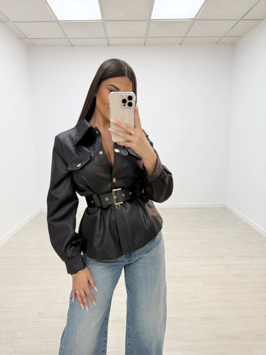 CHAQUETA EXCLUSIVA CINTURÓN NEGRA CHAQUETA EXCLUSIVA CINTURÓN NEGRA