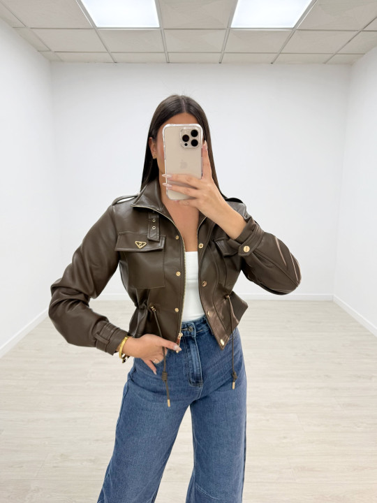 CHAQUETA POLIPIEL MARRÓN EXCLUSIVA CHAQUETA POLIPIEL MARRÓN EXCLUSIVA