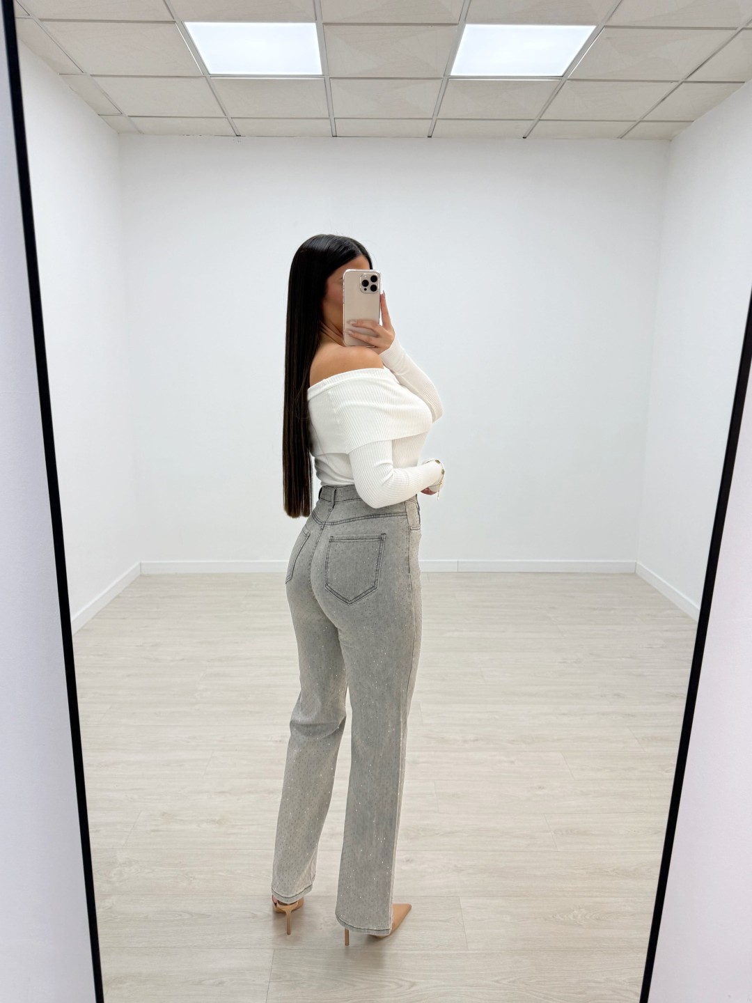 PANTALÓN VAQUERO BRILLO GRIS