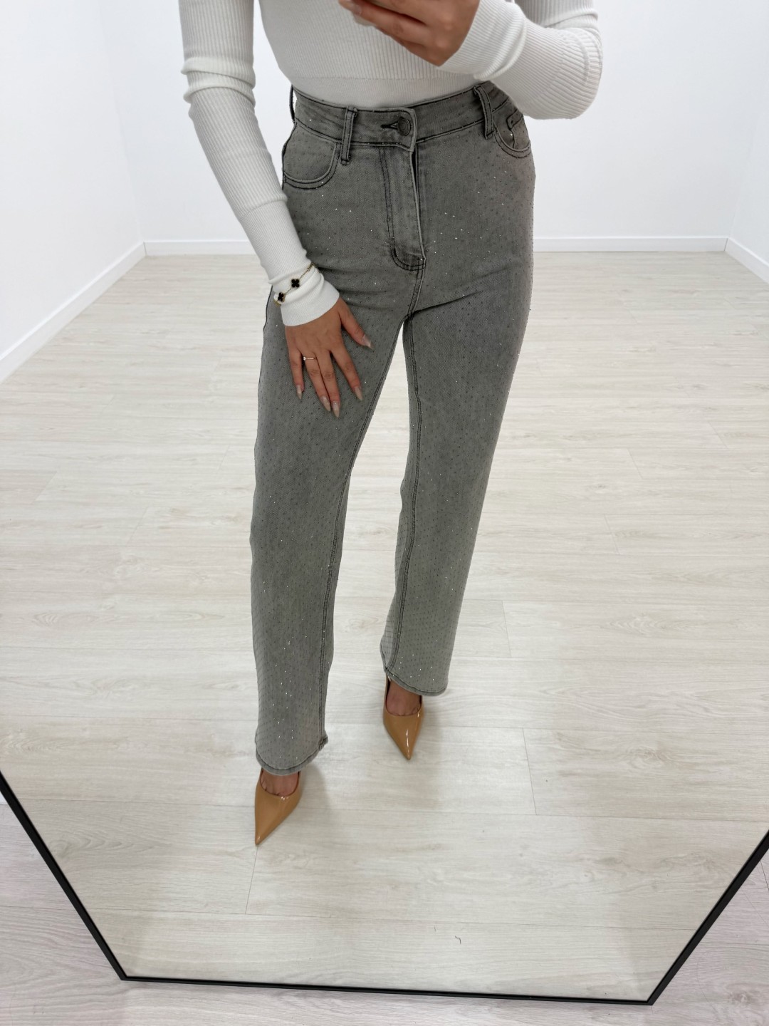 PANTALÓN VAQUERO BRILLO GRIS