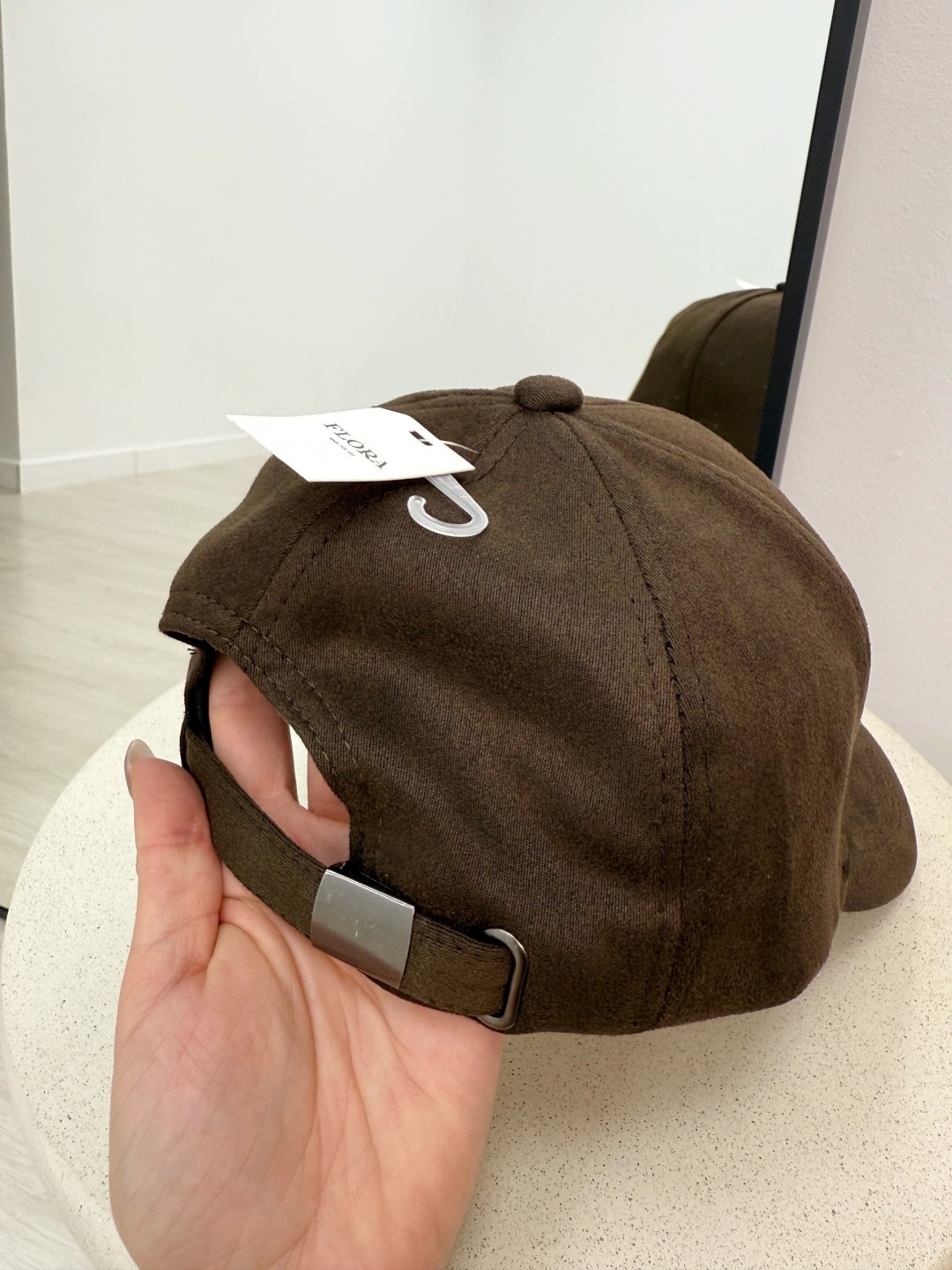 GORRA ANTELINA