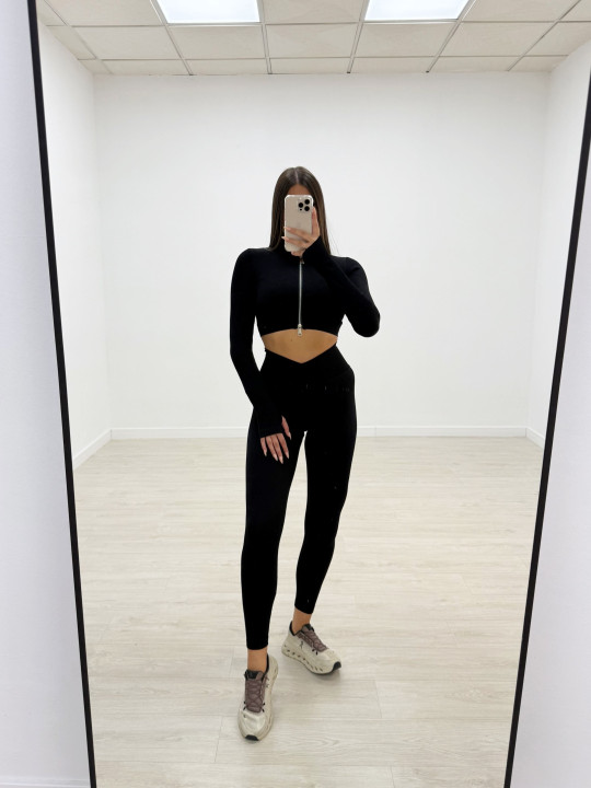 CONJUNTO SEAMLESS NEGRO