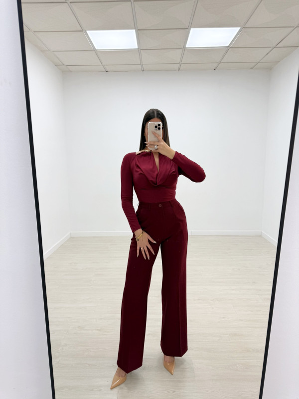 PANTALÓN DE VERTIR BURDEOS