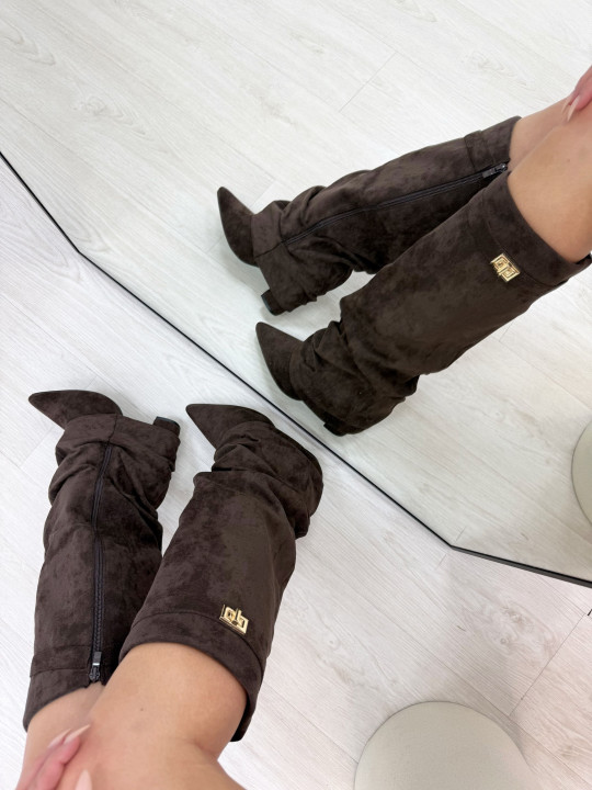 BOTAS ARI ANTE MARRÓN