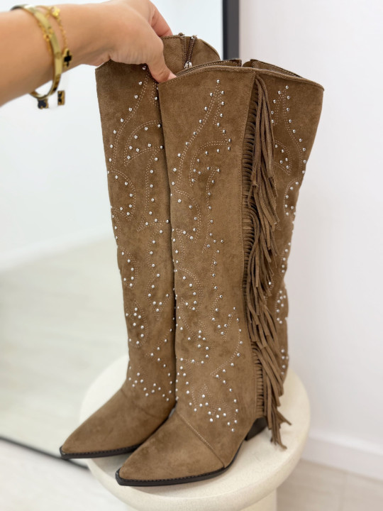 BOTA COWBOY FLECOS Y TACHUELAS