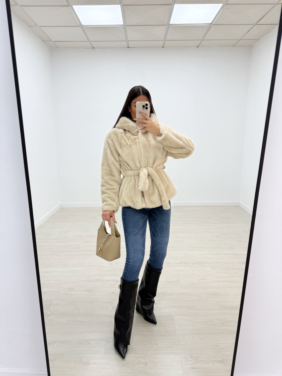 ABRIGO LAZADA PELO BEIGE