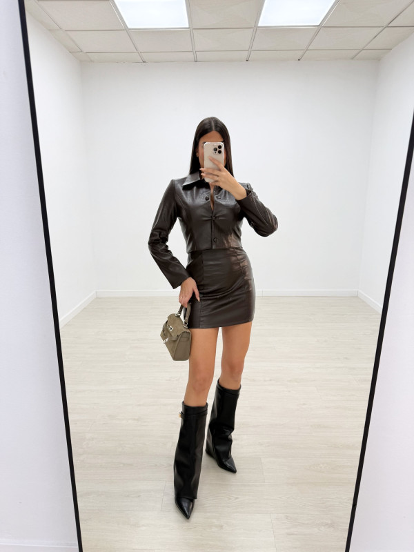 CONJUNTO EXCLUSIVO POLIPIEL MARRÓN