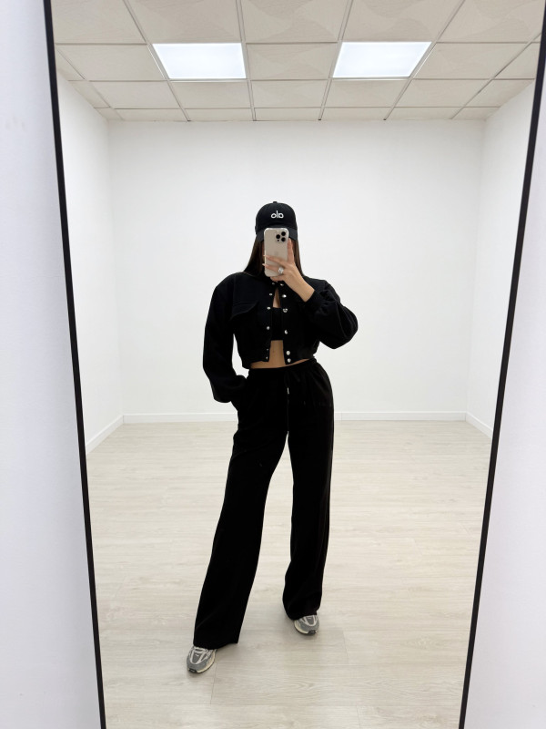 copy of PANTALÓN CHÁNDAL WIDE LEG NEGRO