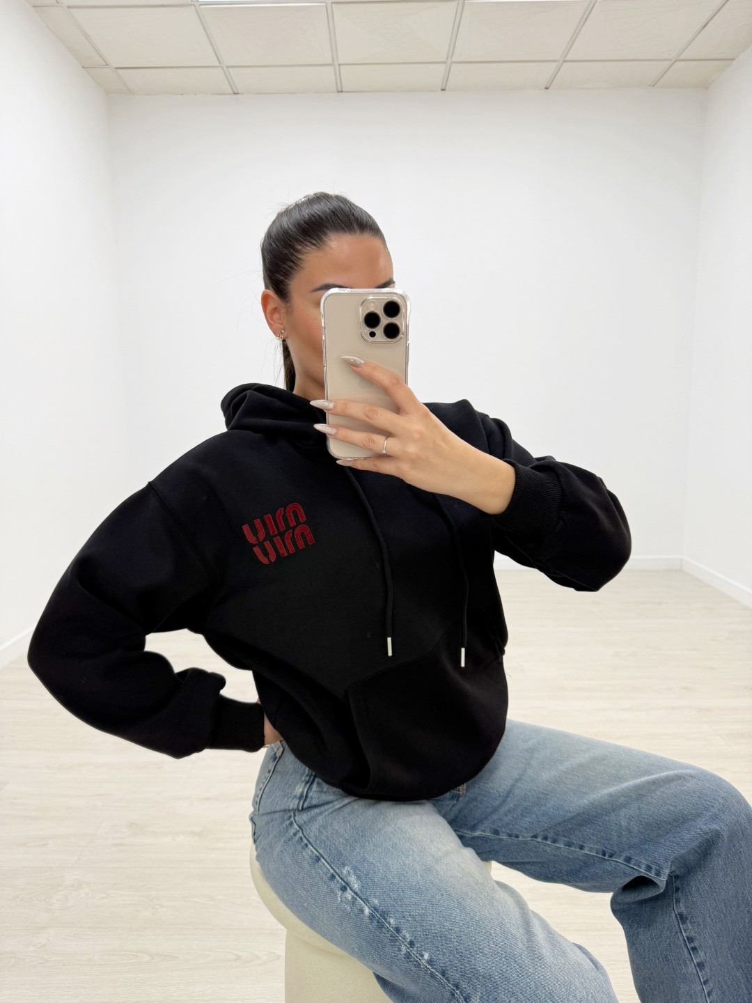 SUDADERA MIU NEGRA