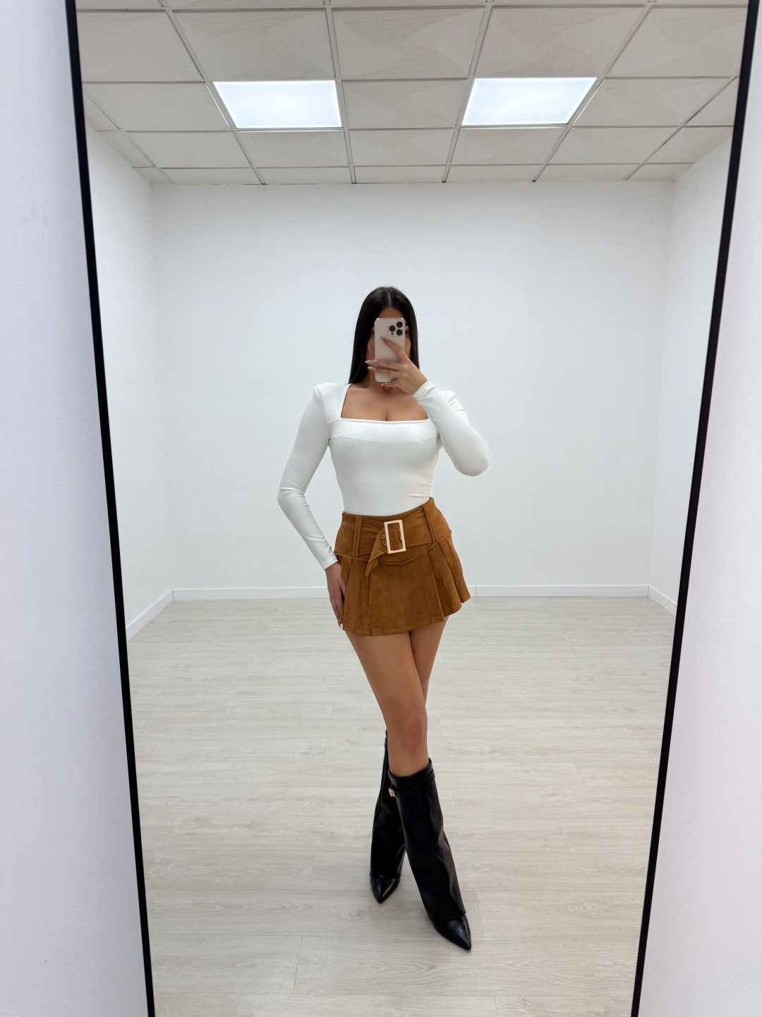 FALDA PANTALÓN CINTURÓN ANTE MATERIAL