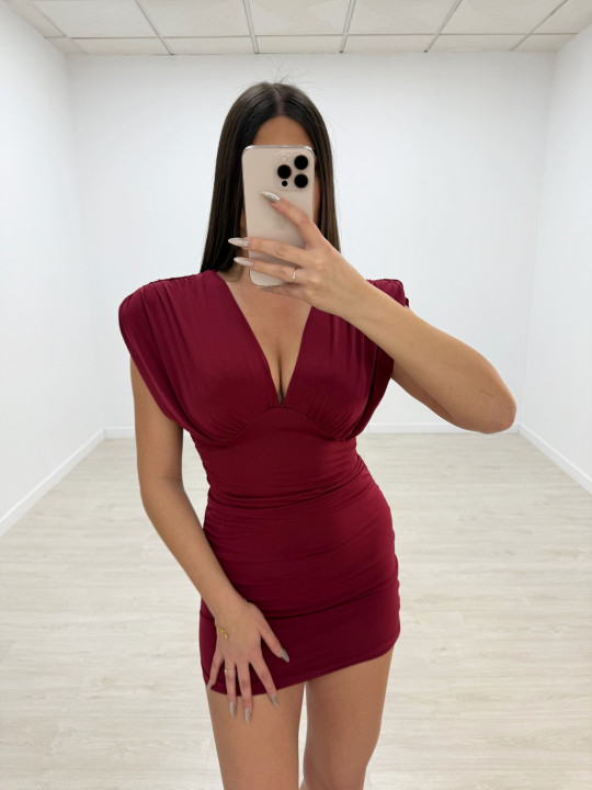 VESTIDO HOMBRERAS FRUNCIDO BURDEOS