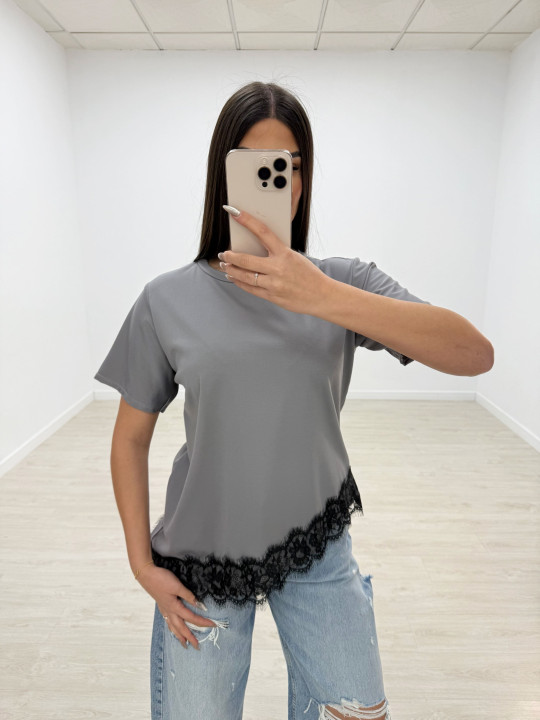 CAMISETA OVER ENCAJE GRIS