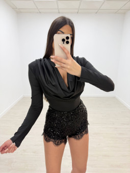 SHORT BRILLO ENCAJE NEGRO