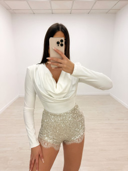 SHORT BRILLO ENCAJE BEIGE