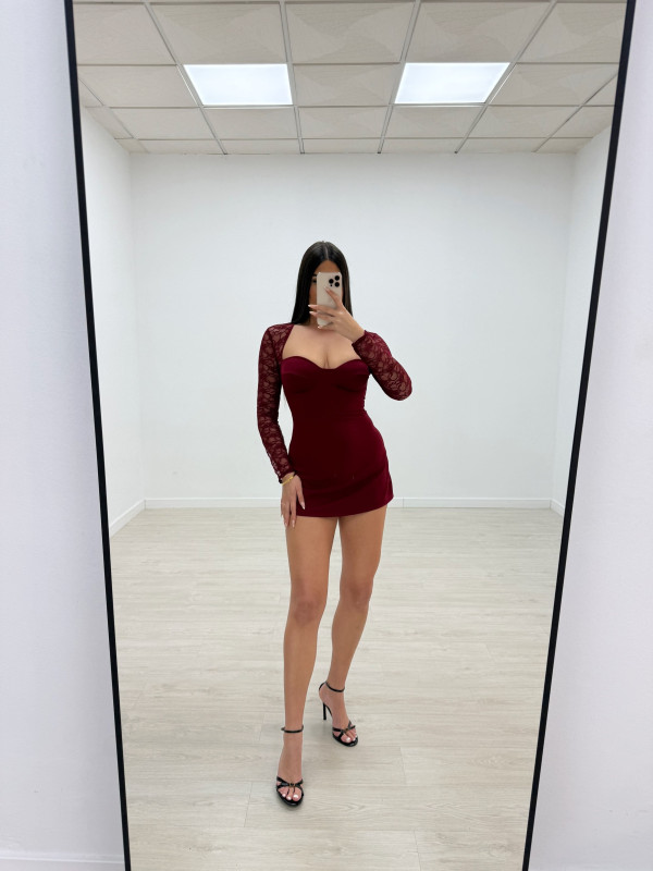 MONO MINI ENCAJE MANGAS BURDEOS