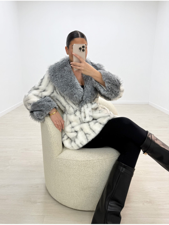 ABRIGO PELO LAZADA BLANCO+GRIS