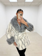 ABRIGO PELO LAZADA BLANCO+GRIS