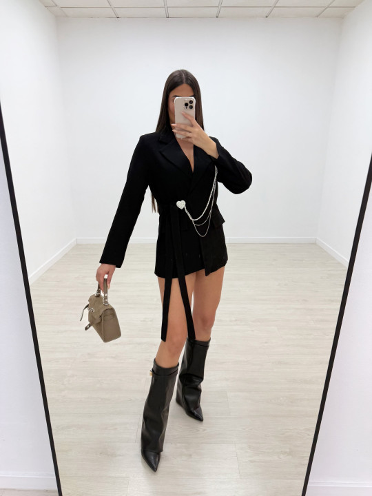 BLAZER EXCLUSIVA CORAZÓN NEGRA