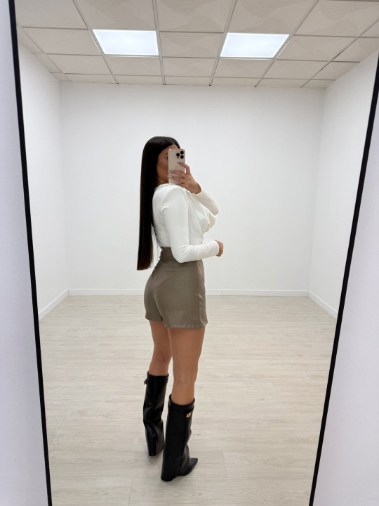 copy of FALDA PANTALÓN POLIPIEL BEIGE